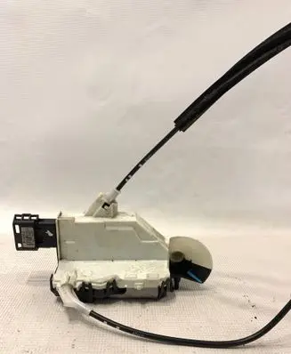 Citroen Berlingo Front door lock (next to the handle) 