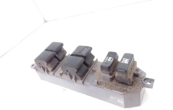 Toyota RAV 4 (XA30) Electric window control switch 192835 8352T76