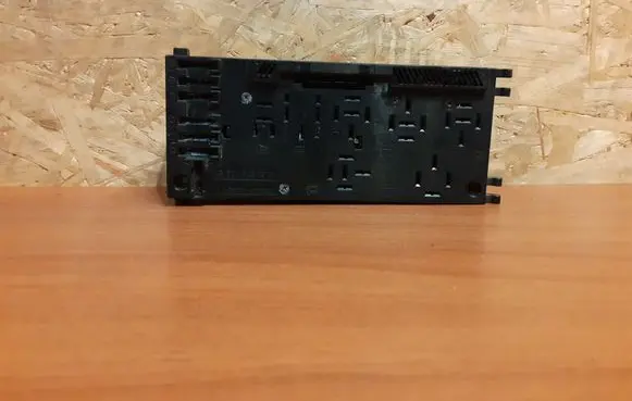 Mercedes-Benz E W210 Fuse box set 2030 0025451901