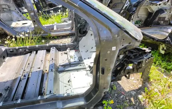 Front quarter panel