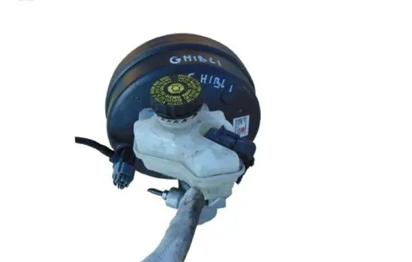 Maserati Ghibli Brake booster 670004287