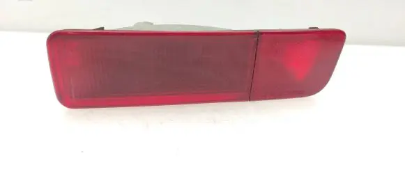 Mitsubishi Outlander Rear fog light R8372R