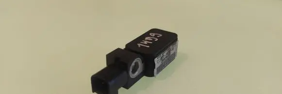 Ford Mondeo Mk III Airbag deployment crash/impact sensor 1S7T14B342AC