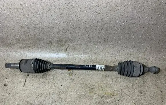 Mercedes-Benz ML W164 Rear driveshaft A1643500010