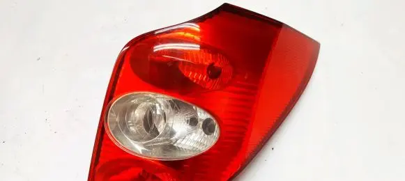 Renault Laguna II Rear/tail lights 8200002472