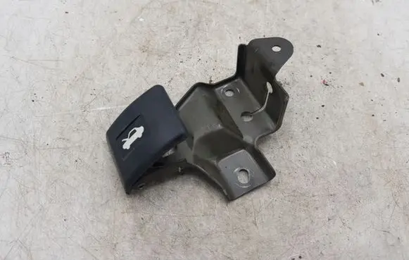Nissan X-Trail T30 Engine bonnet (hood) release handle NOCODE