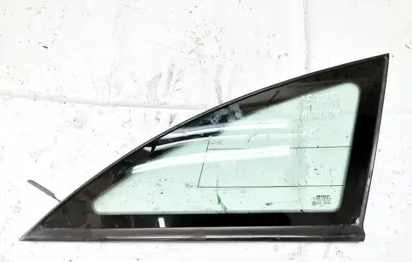 Renault Laguna II Rear side window