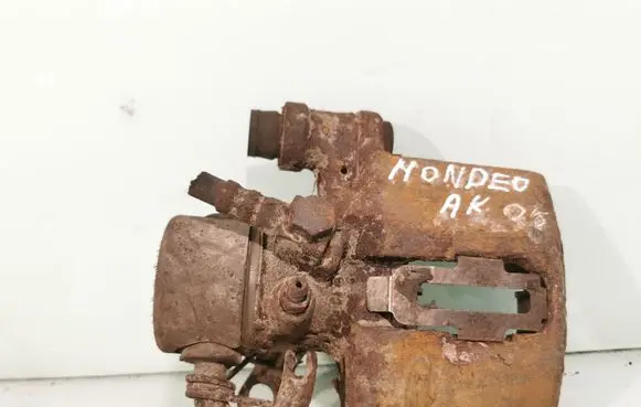 Ford Mondeo Mk III Rear brake caliper