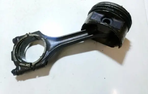 Audi A8 S8 D2 4D Piston with connecting rod