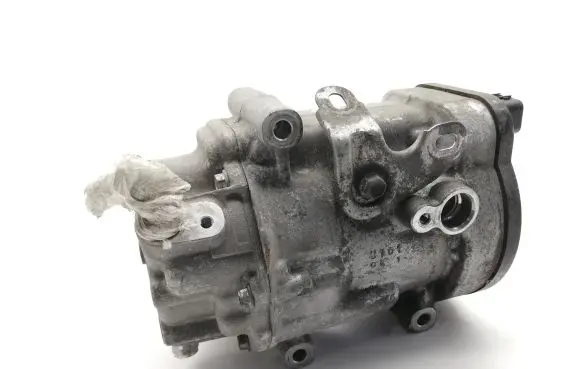 Toyota C-HR I Air conditioning (A/C) compressor (pump) ESB20C 0424000370