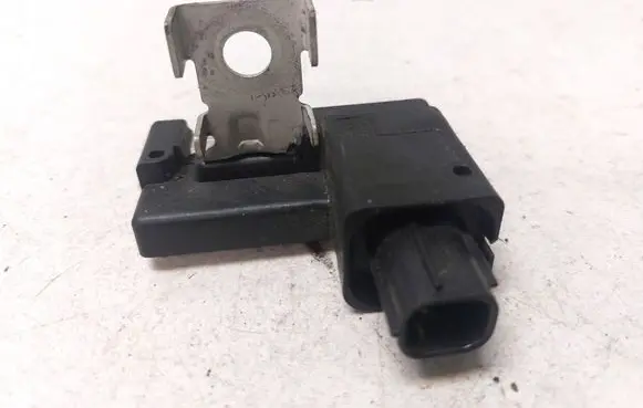 Toyota Avensis T270 Sensor 20955348