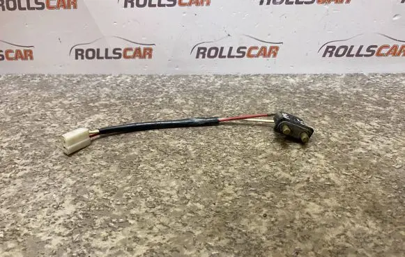 Mercedes-Benz Sprinter W901 W902 W903 W904 Sliding door contact joint 9018200254