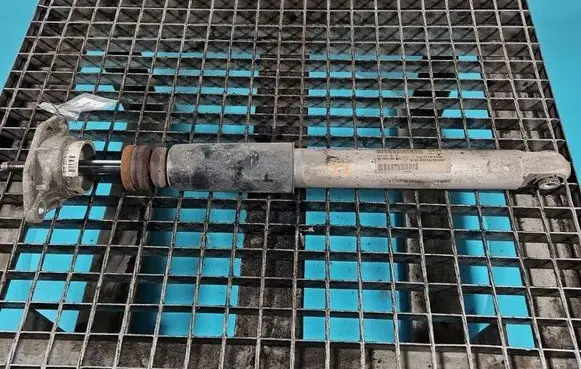 Rear shock absorber/damper