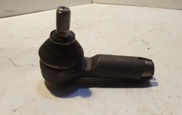 Audi 80 90 B2 Steering tie rod end 811419812A