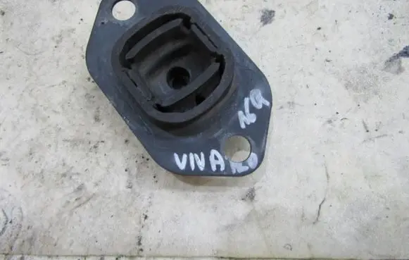Opel Vivaro Gearbox mount GMAUTO4574097