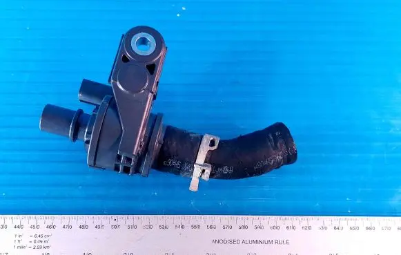 Toyota Sienna XL40 IV Other engine bay part 1J21BA0437