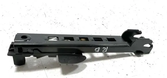 Audi A4 S4 B7 8E 8H Seat belt adjustment rail 8E0857833A 560929304 566007700