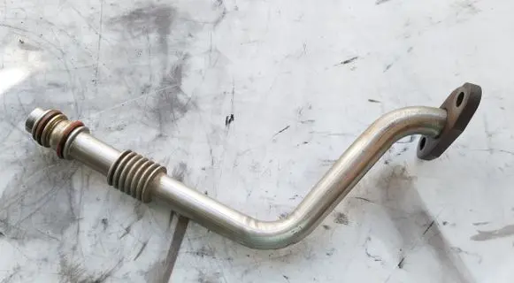 Renault Clio II Turbo turbocharger oiling pipe/hose 151989887R