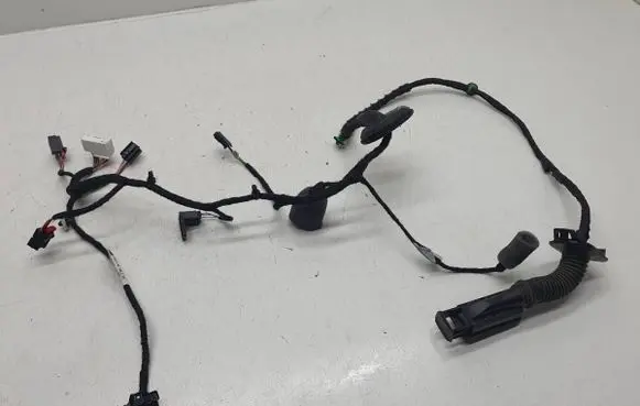 Skoda Octavia Mk4 Front door wiring loom 5E3971693BA