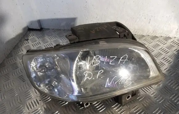 Seat Ibiza II (6k) Headlight/headlamp