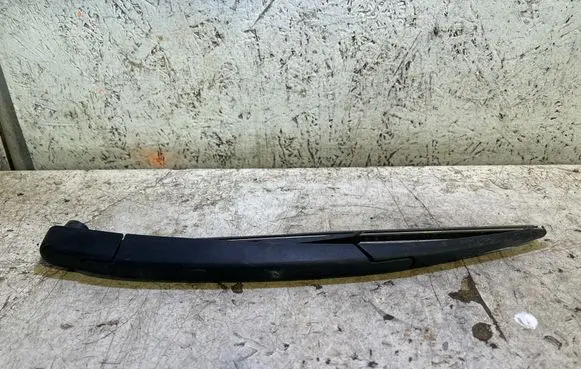 Nissan Qashqai J12 Rear wiper blade arm W000007598