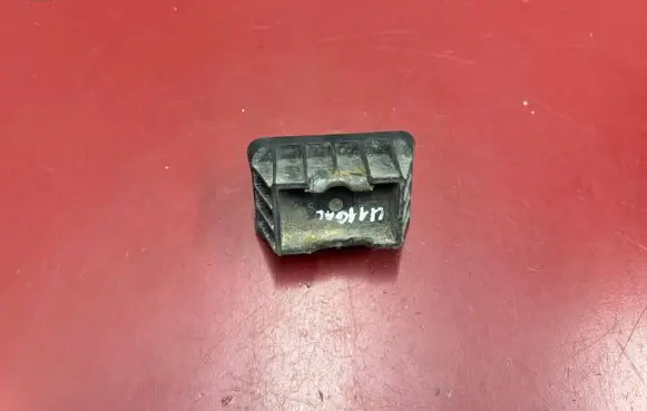 BMW X1 U11 Jacking socket point 9622340 51719622340