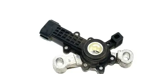 KIA Sorento IV Other engine bay part 427002N700 33003