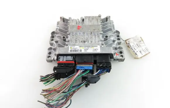 Ford C-MAX I Engine control unit/module 7M5112A650AUH 5WS40582IT