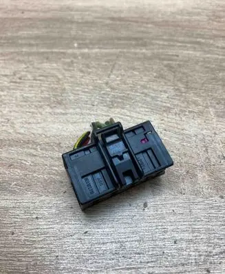 Audi A6 S6 C6 4F Plug wire 8E0972710