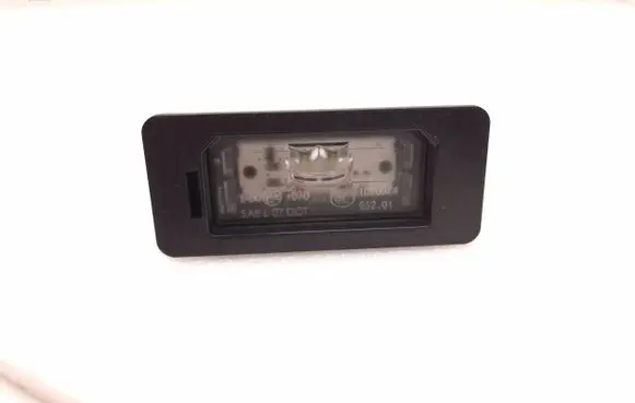 BMW 1 E82 E88 Number plate light 7193293