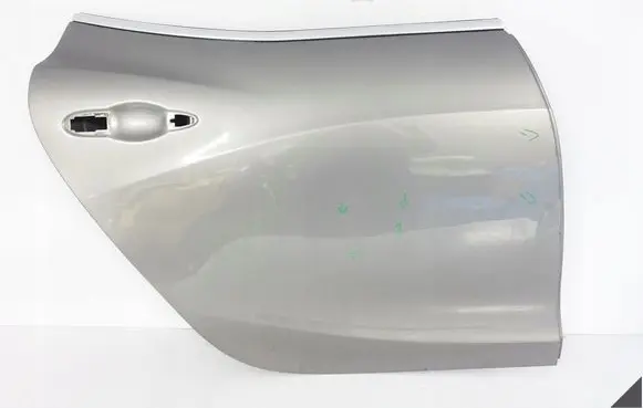 Maserati Ghibli Rear door 670009860