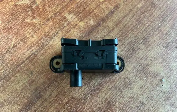 Volkswagen Touareg I ESP acceleration yaw rate sensor 7H0907652A 10170103673 DD78B23YAZ