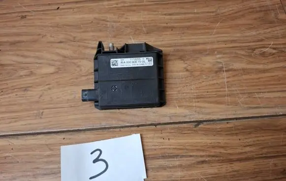 Mercedes-Benz GLC X253 C253 Battery relay fuse A0009061505