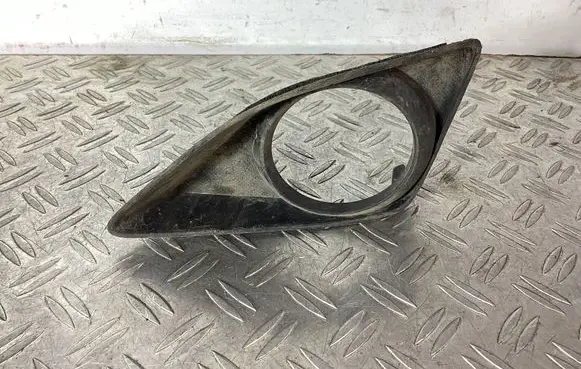 Toyota Corolla E140 E150 Front fog light trim/grill 8148202060