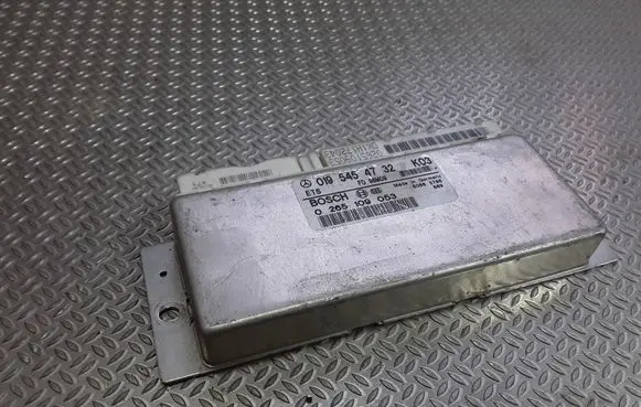 Mercedes-Benz E W210 ABS control unit/module 0195454732