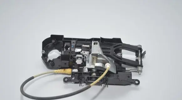 BMW 7 F01 F02 F03 F04 Front door exterior handle/bracket 7175731