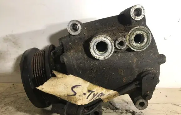 Jaguar S-Type Air conditioning (A/C) compressor (pump) RFXW4H19D647CA