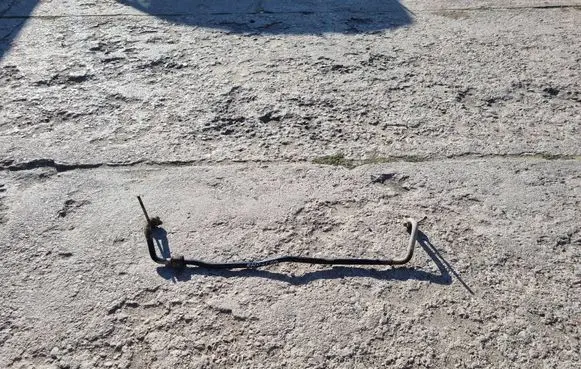 Front anti-roll bar/sway bar