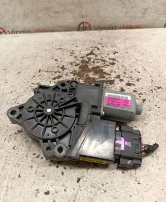 Hyundai Santa Fe Front door window regulator motor 83460B8010 001100514067