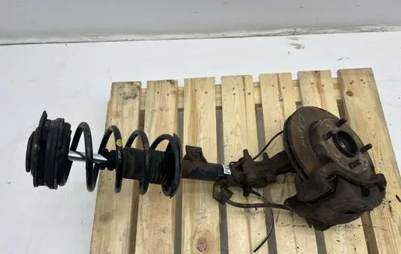 Front shock absorber with coil spring