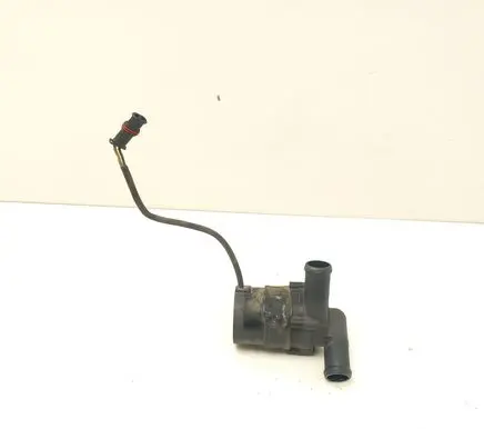 Nissan Navara D40 Electric auxiliary coolant/water pump