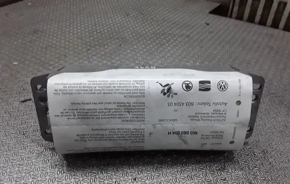 Volkswagen Jetta V Passenger airbag 1KO880204H