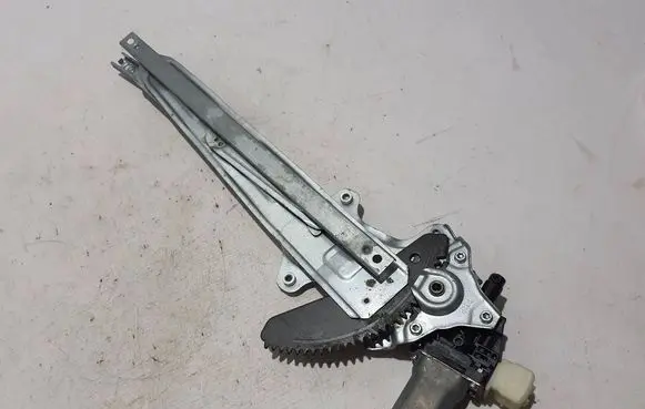 Renault Koleos II Rear window lifting mechanism without motor 827015HK0A