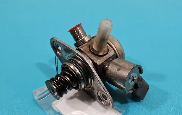 Infiniti Q30 In-tank fuel pump 0261520212 IMPRK1473835