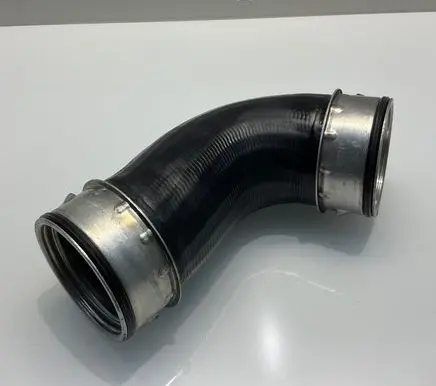 Intercooler hose/pipe