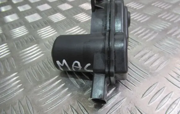 Porsche Macan (95B) Front Brake Caliper Pad/Carrier 