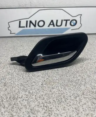 BMW 5 E39 Front door interior handle 8226049