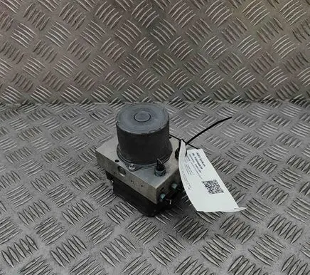 Audi A5 ABS Pump 8W0907379Q 8W0907379J