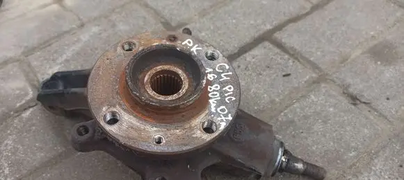 Citroen C4 I Picasso Front wheel hub