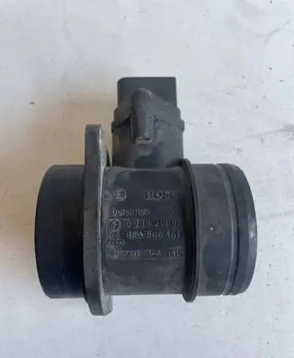 Audi A3 S3 8P Mass air flow meter 06A906461C 0280218060